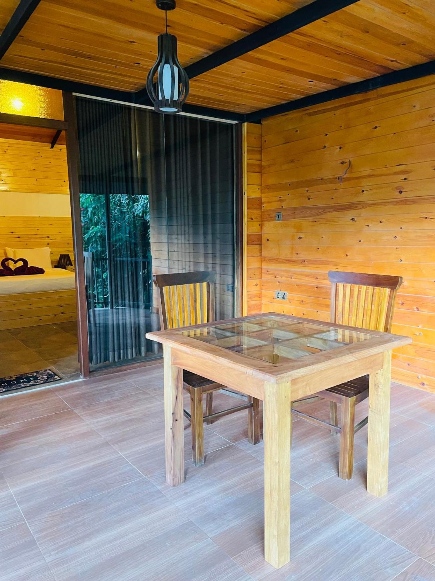 Maleesha Homestay Елла Екстер'єр фото